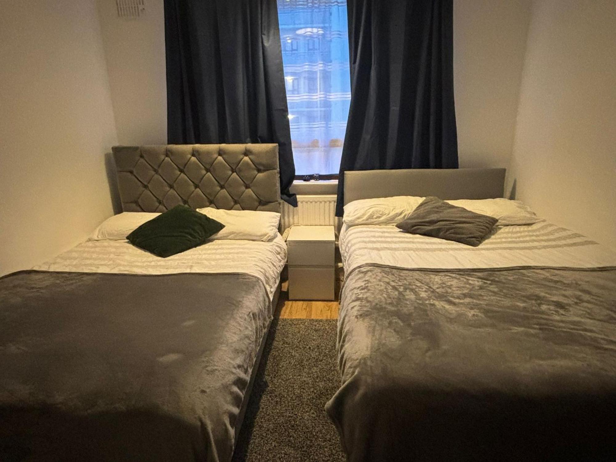 Fleetway Private Quadraple Room In Central London Ngoại thất bức ảnh